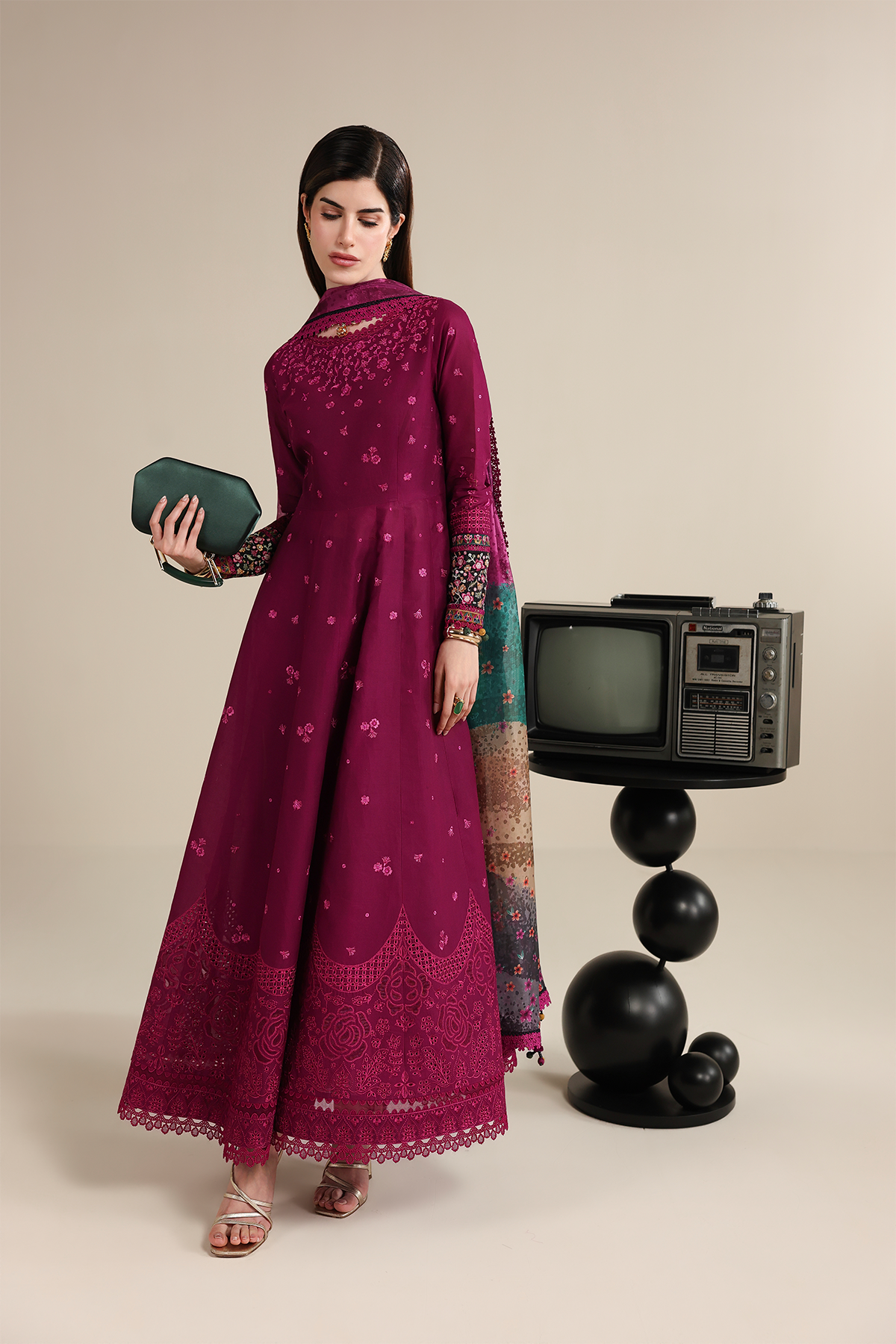 EMBROIDERED LAWN IL26-D02