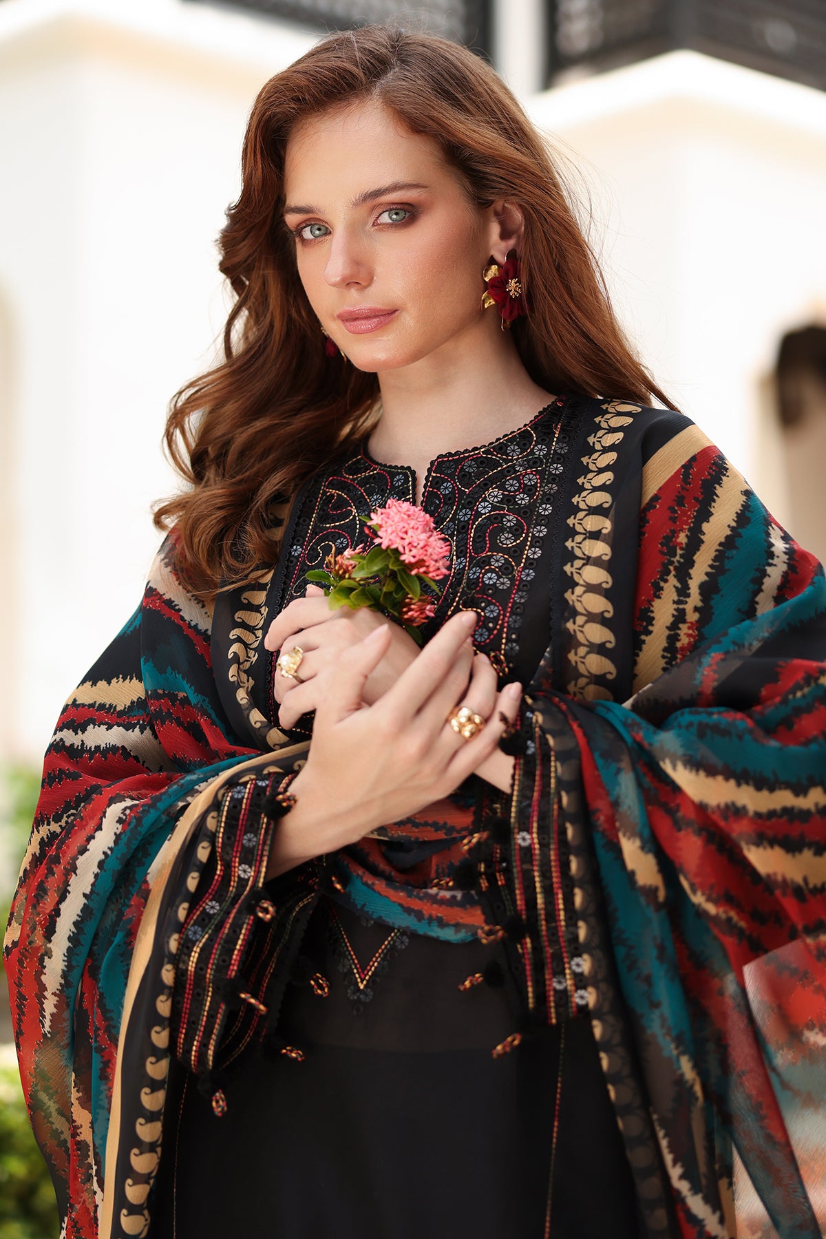 EMBROIDERED LAWN USE-9238