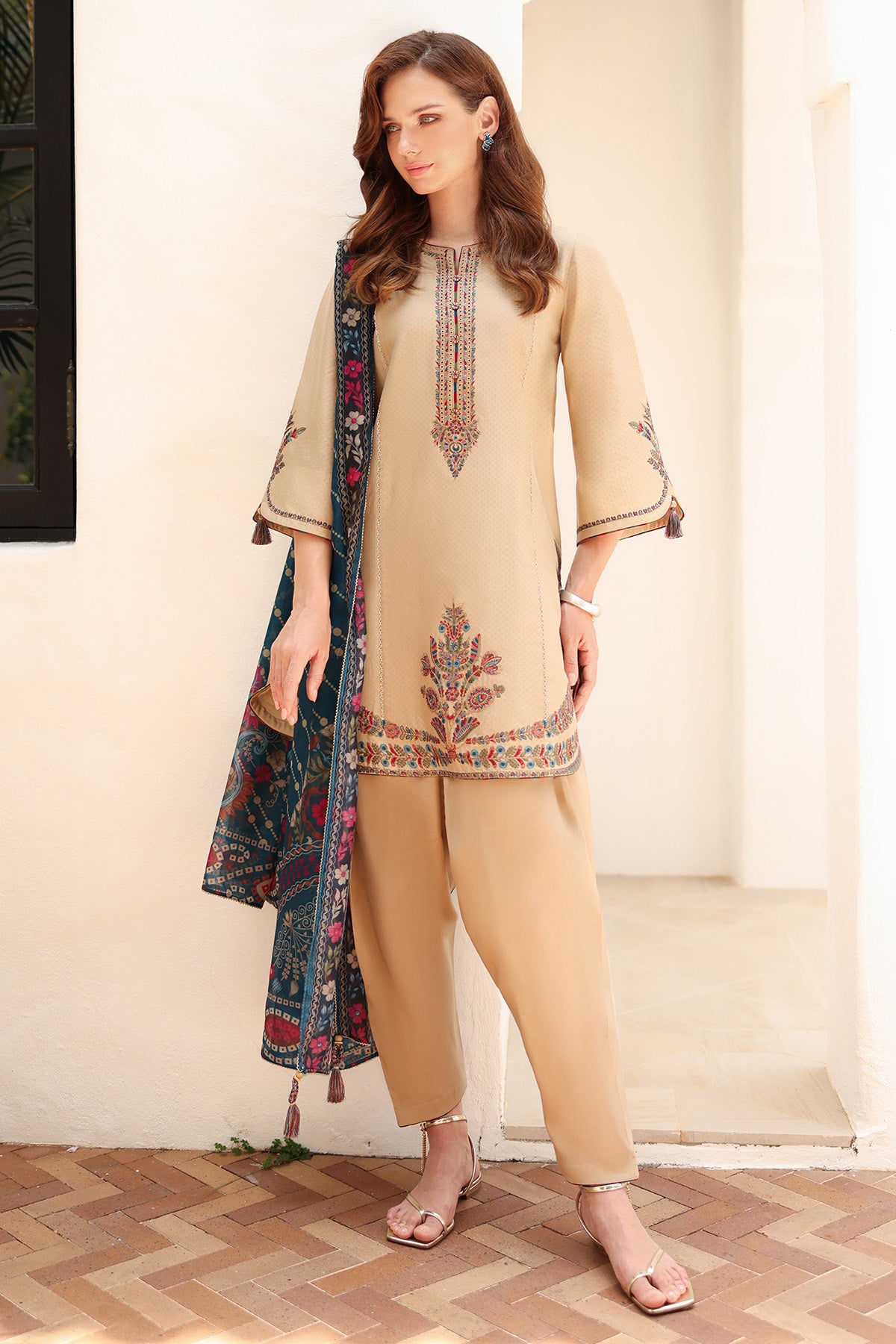 EMBROIDERED DOBBY LAWN USE-9216