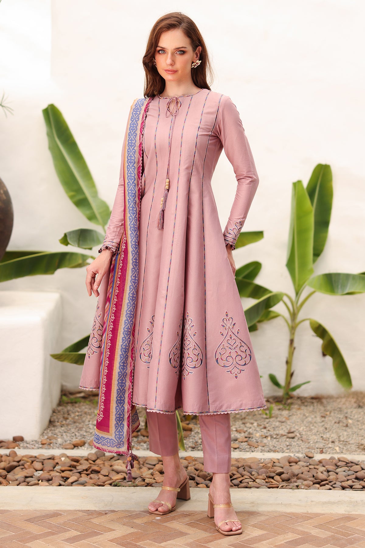 EMBROIDERED LAWN USE-9220
