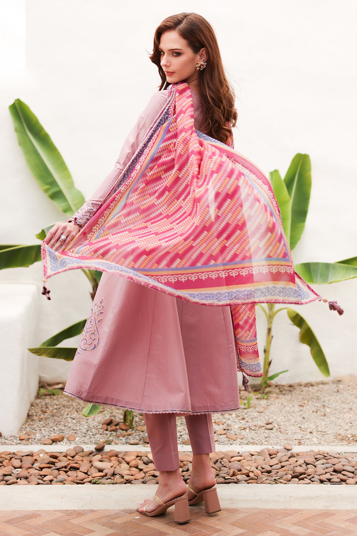 EMBROIDERED LAWN USE-9220