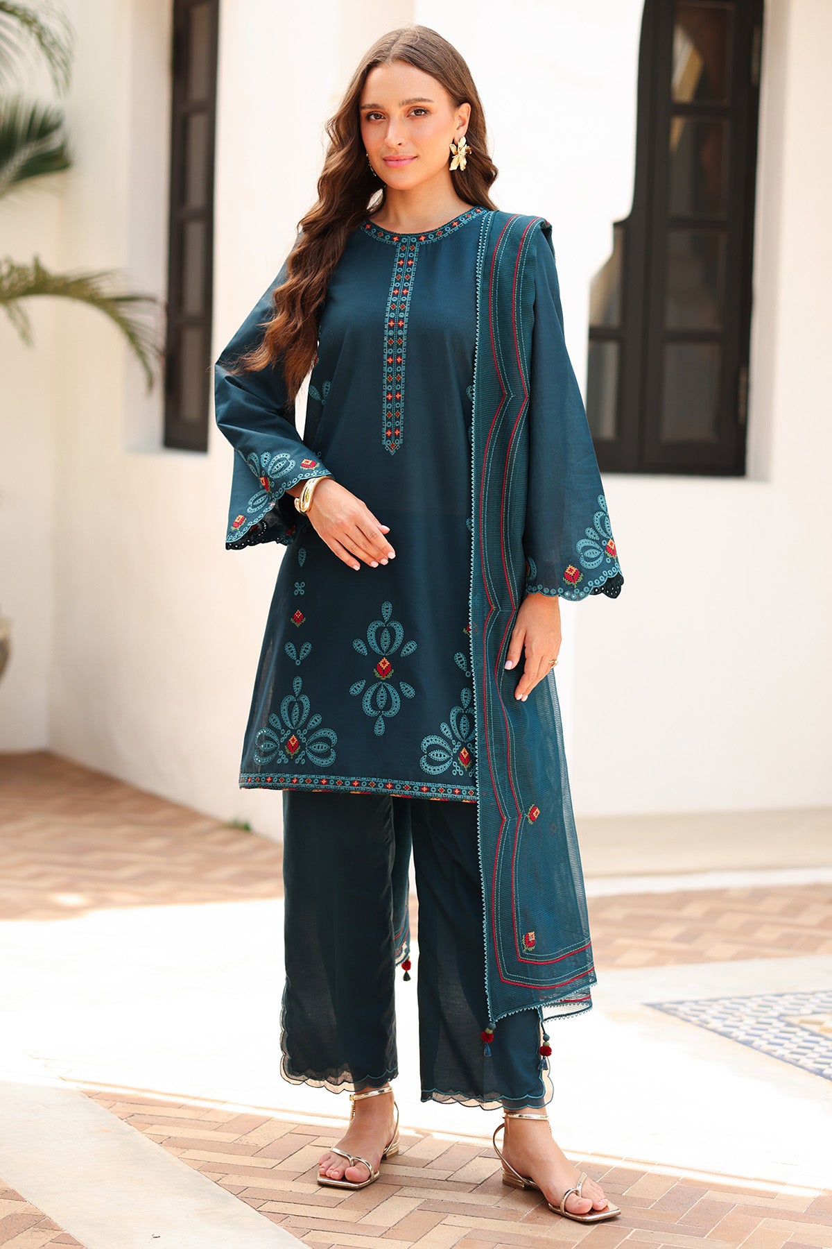 EMBROIDERED LAWN USE-9227