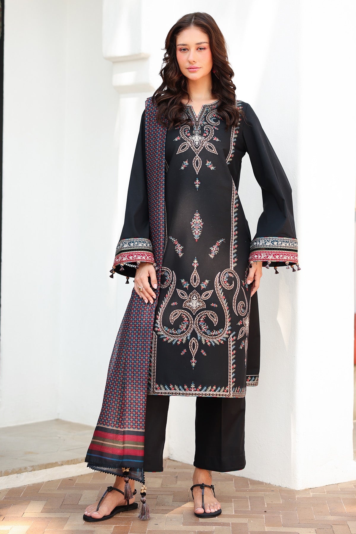 EMBROIDERED LAWN USE-9218