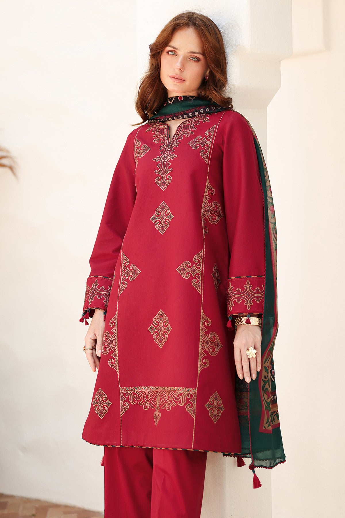 EMBROIDERED LAWN USE-9217
