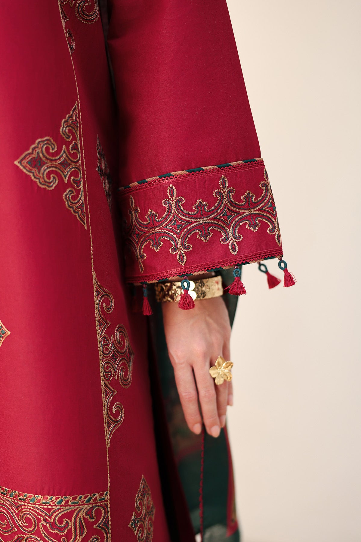 EMBROIDERED LAWN USE-9217