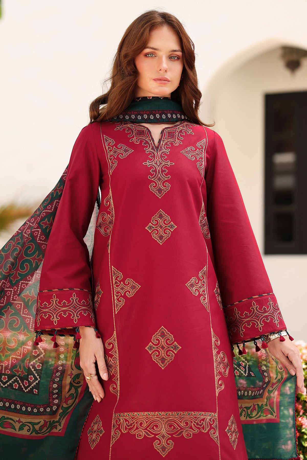 EMBROIDERED LAWN USE-9217
