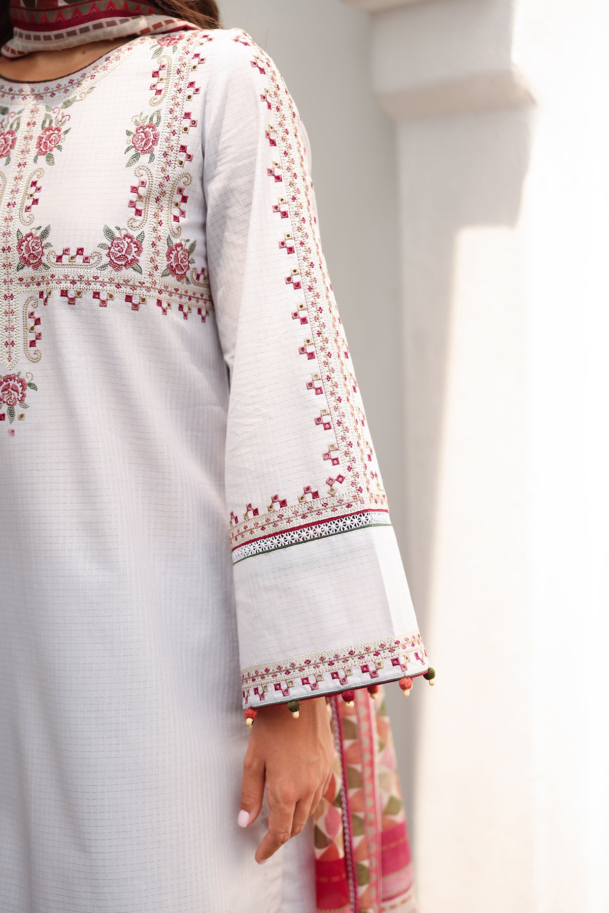 EMBROIDERED DOBBY LAWN USE-9215