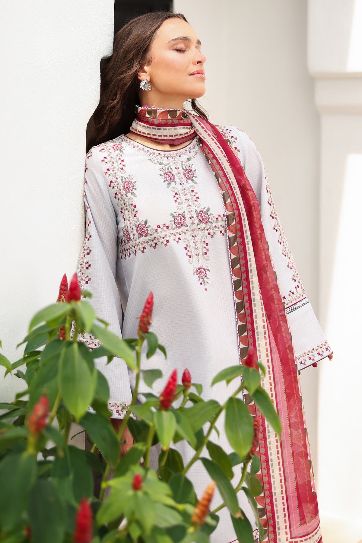 EMBROIDERED DOBBY LAWN USE-9215