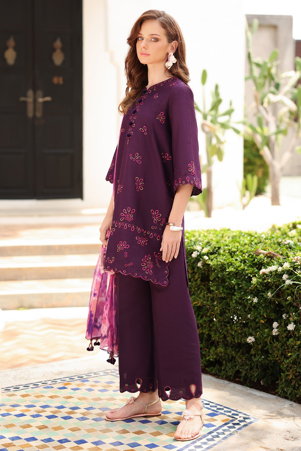 EMBROIDERED DOBBY LAWN USE-9226