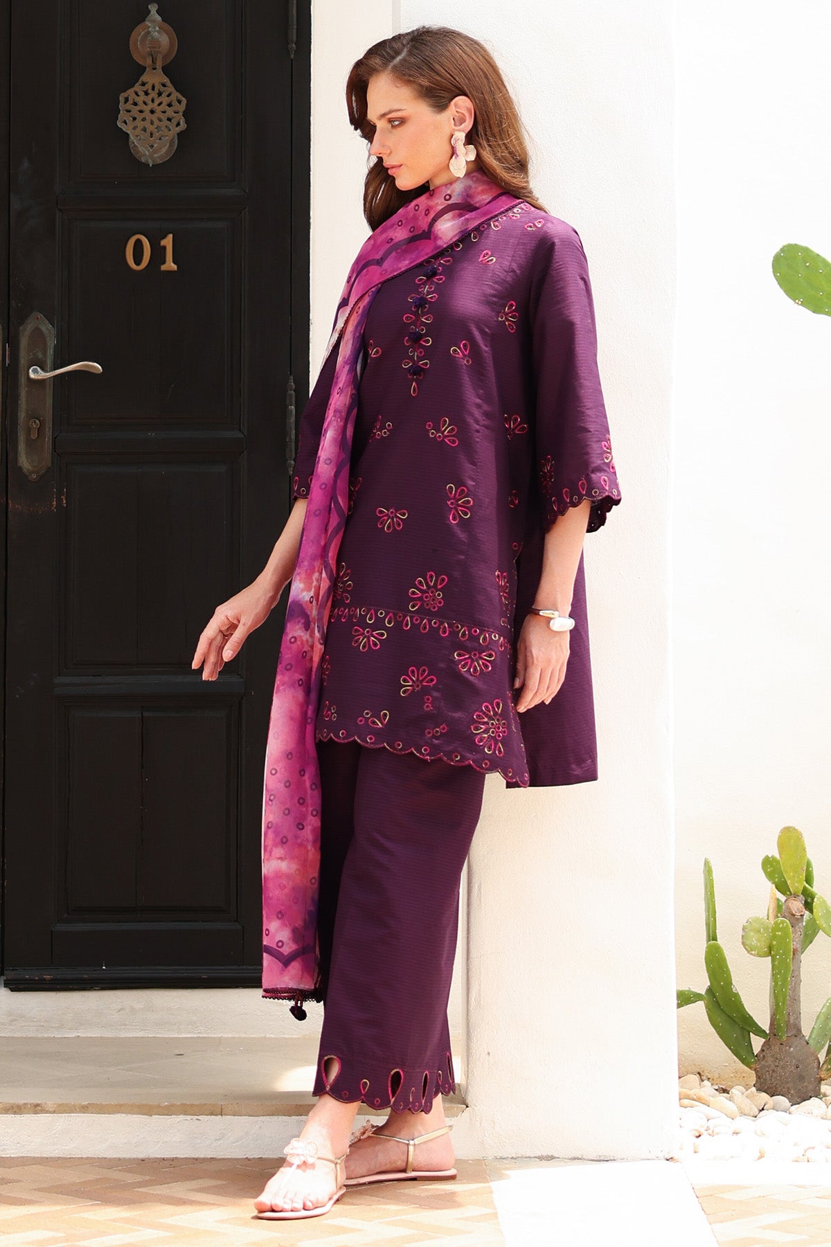 EMBROIDERED DOBBY LAWN USE-9226