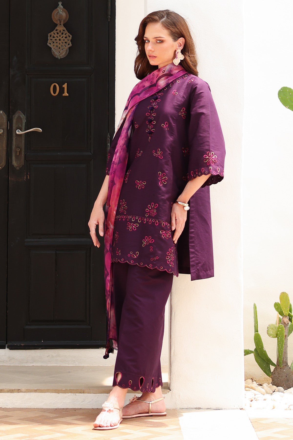EMBROIDERED DOBBY LAWN USE-9226