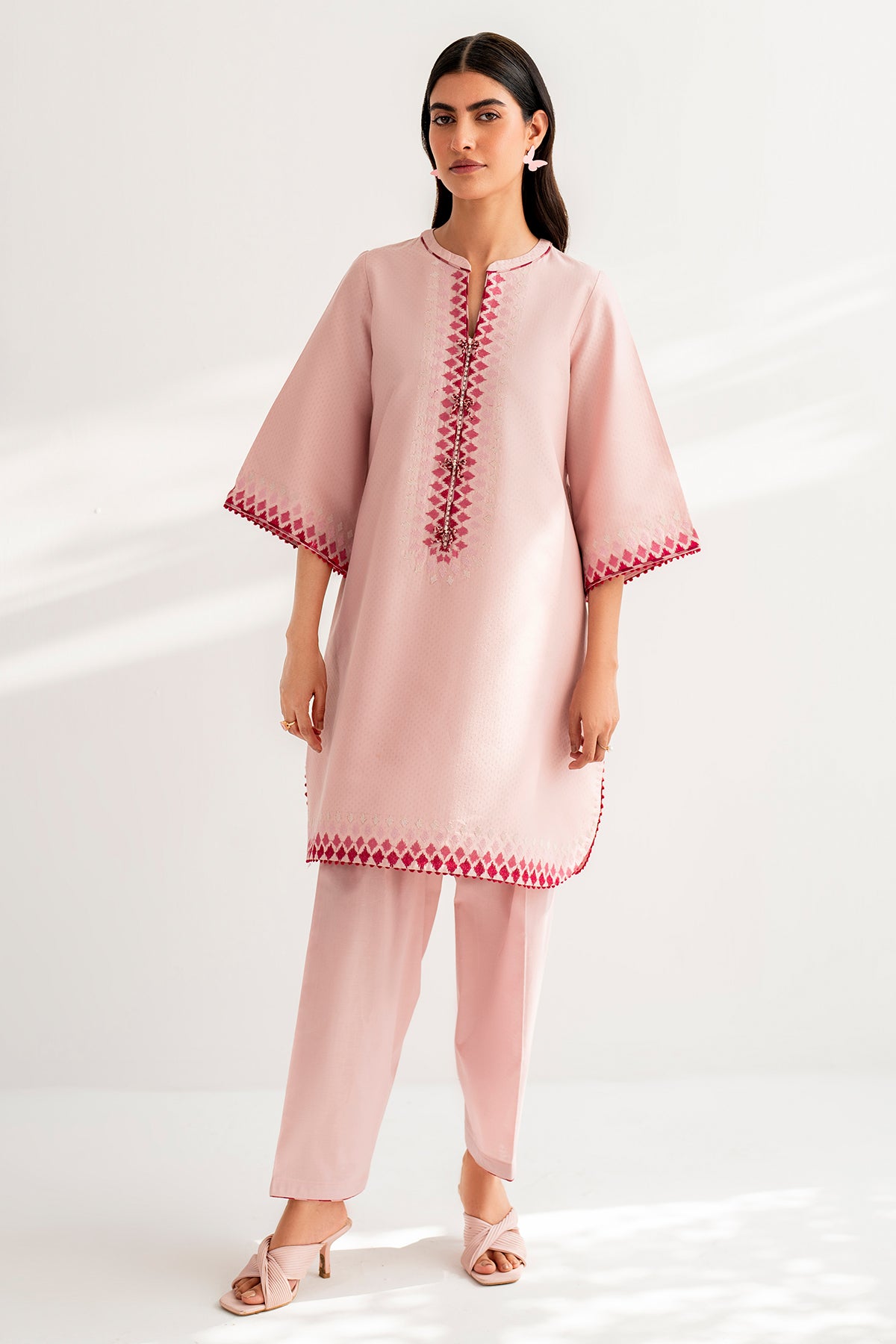 Embroidered Dobby Lawn USE-9268