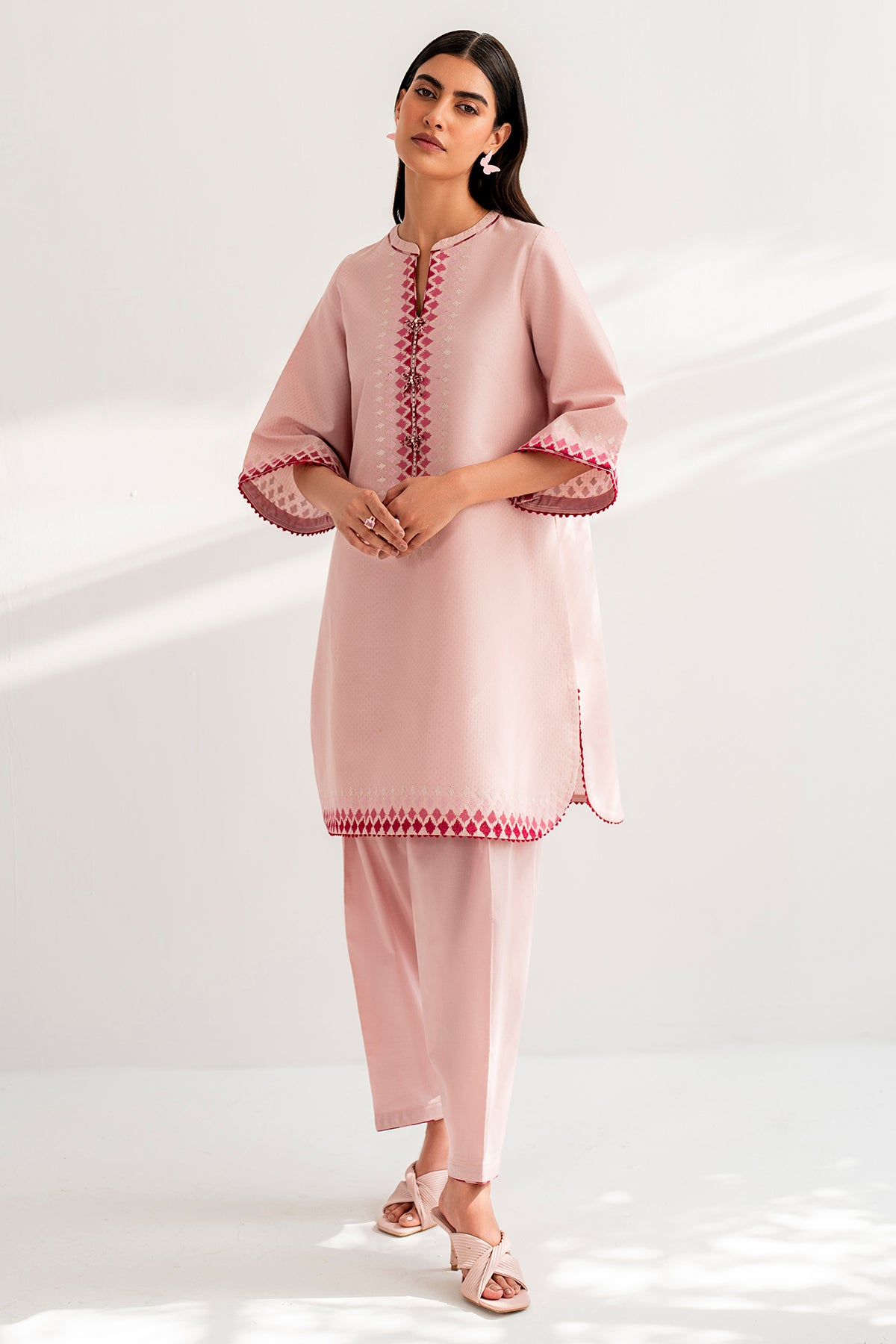 Embroidered Dobby Lawn USE-9268