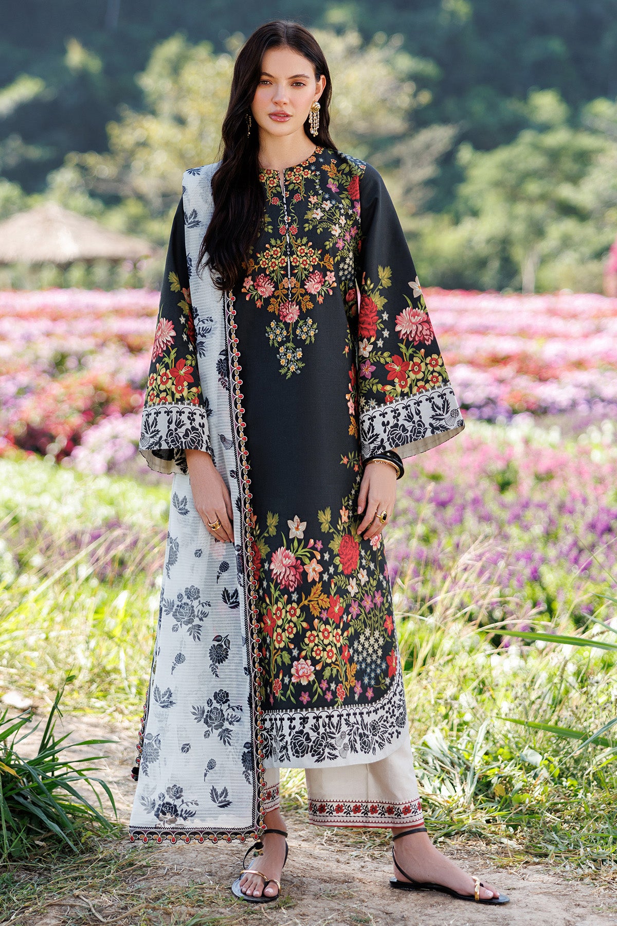 EMBROIDERED LAWN USE-9298