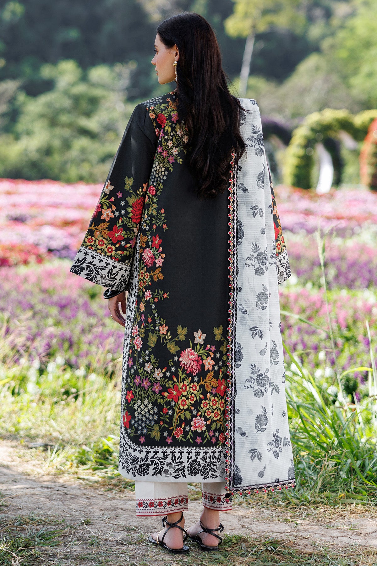 EMBROIDERED LAWN USE-9298