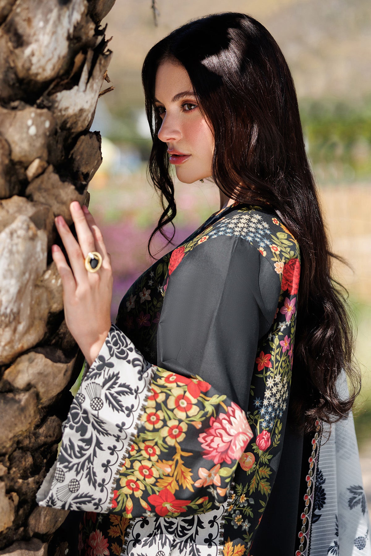 EMBROIDERED LAWN USE-9298