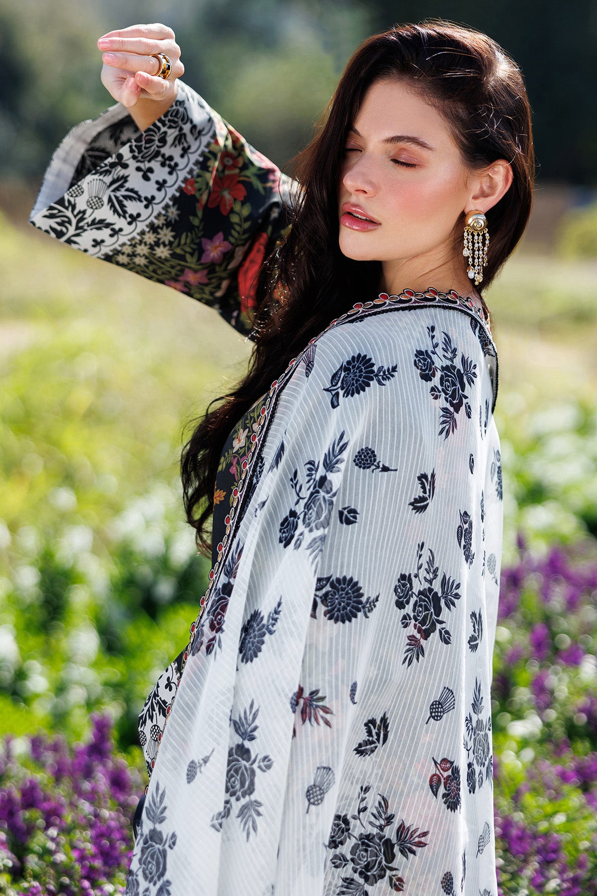 EMBROIDERED LAWN USE-9298