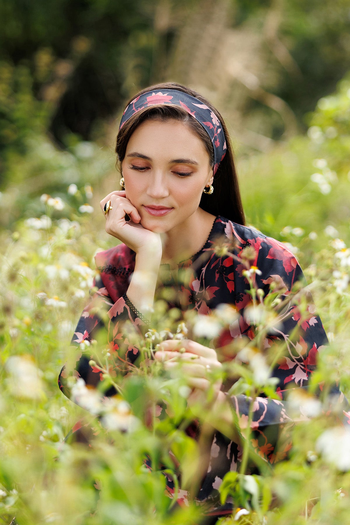 EMBROIDERED LAWN USE-9290