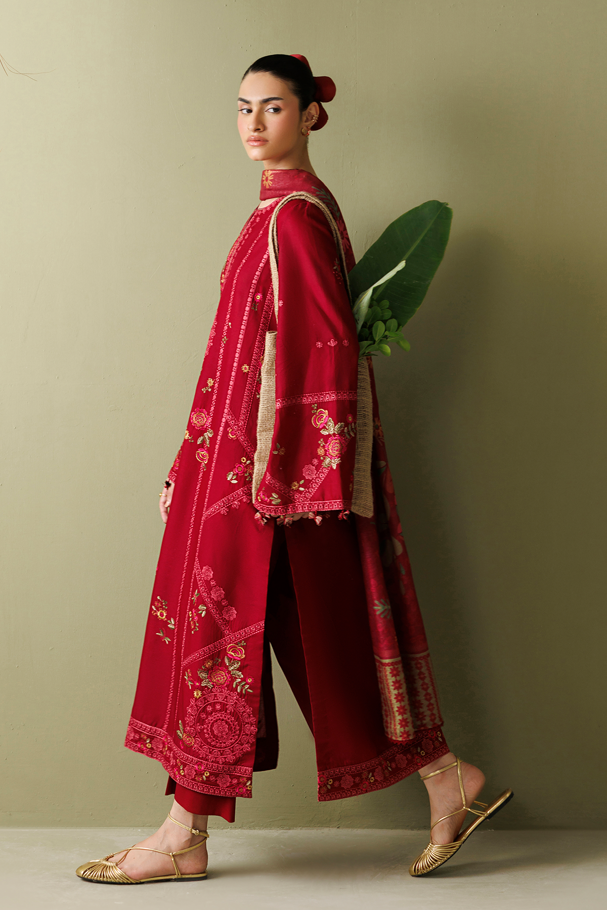 EMBROIDERED LAWN USE-9343