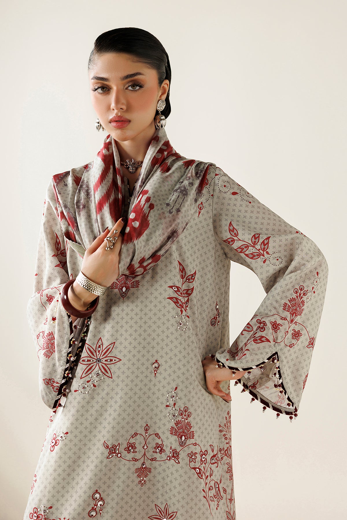 EMBROIDERED RAW SILK OR26-D06
