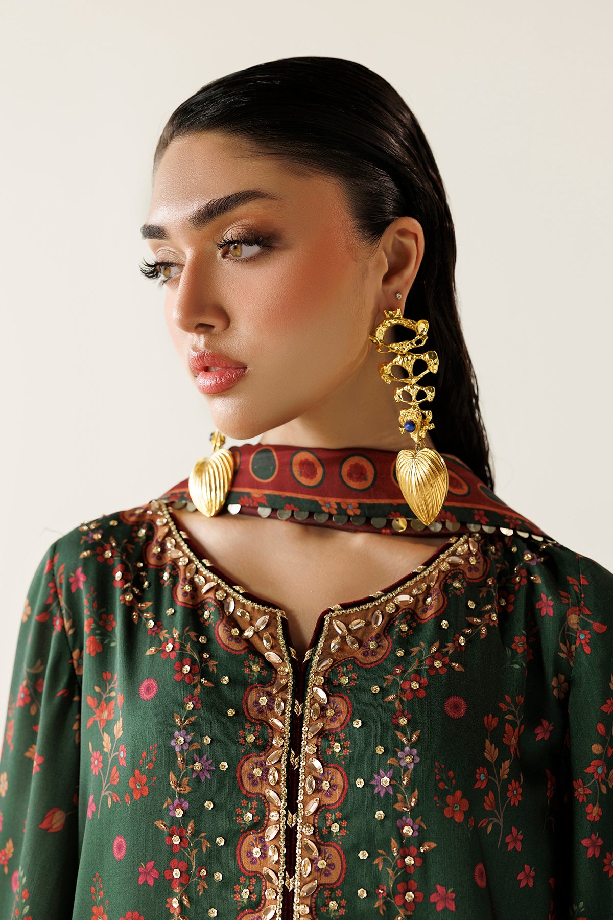 EMBROIDERED RAW SILK OR26-D01