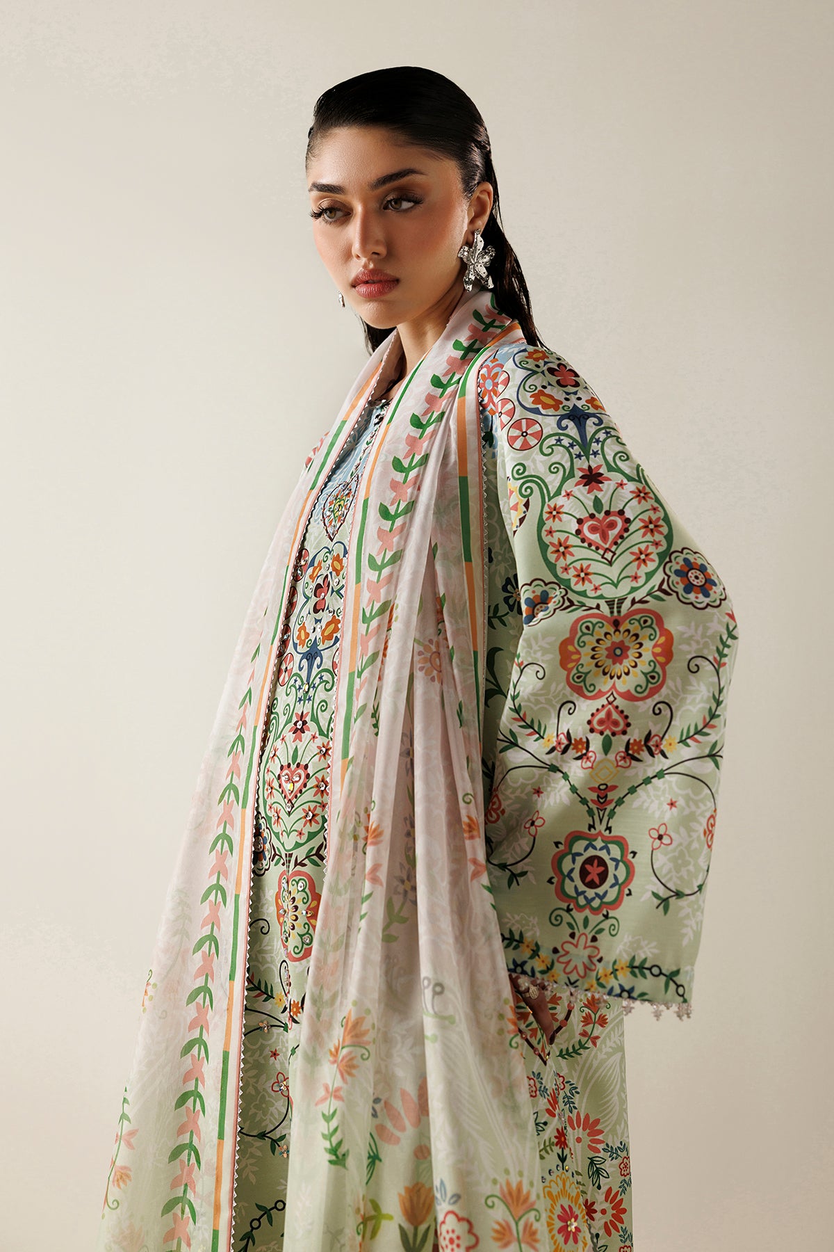 EMBROIDERED RAW SILK OR26-D10