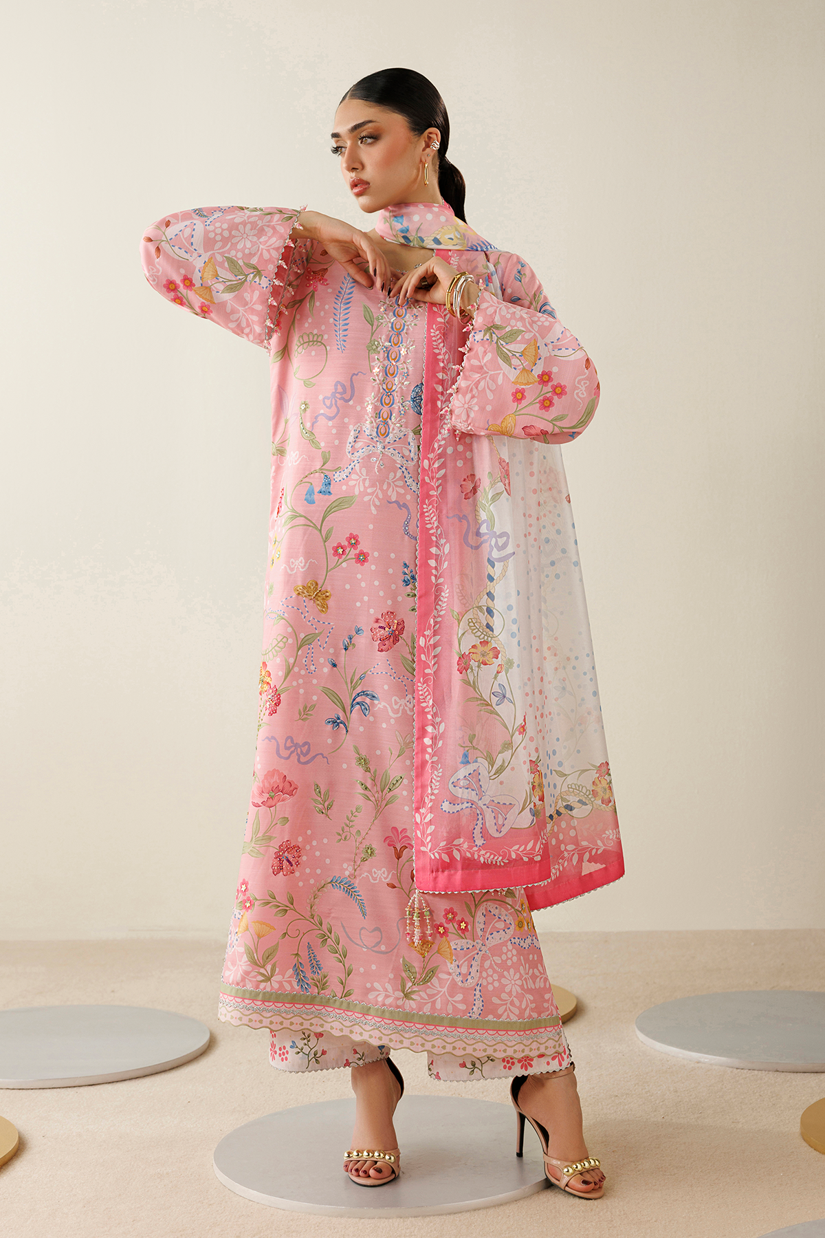 EMBROIDERED RAW SILK OR26-D04
