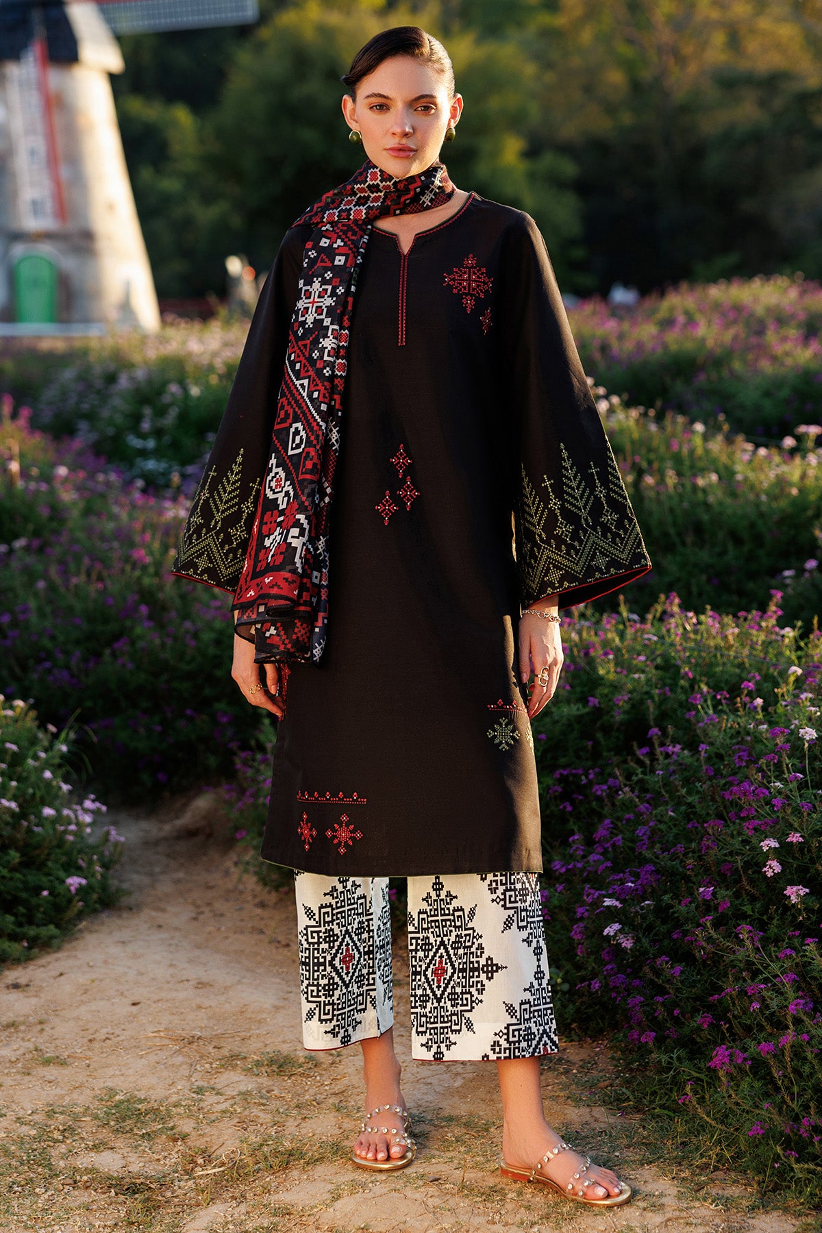 EMBROIDERED LAWN USE-9301