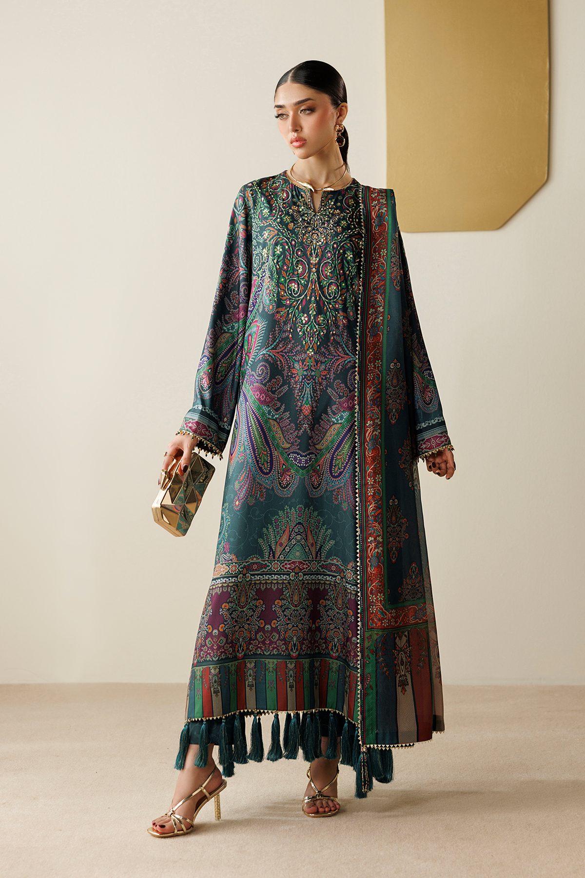 EMBROIDERED RAW SILK OR26-D07
