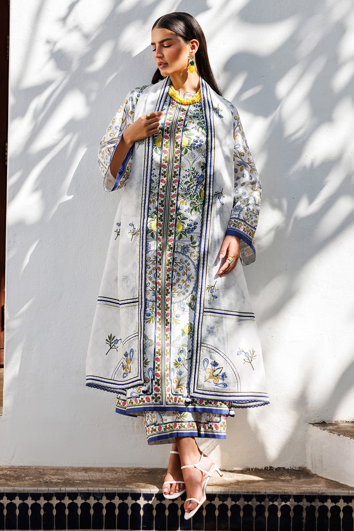 EMBROIDERED LAWN USE-9302