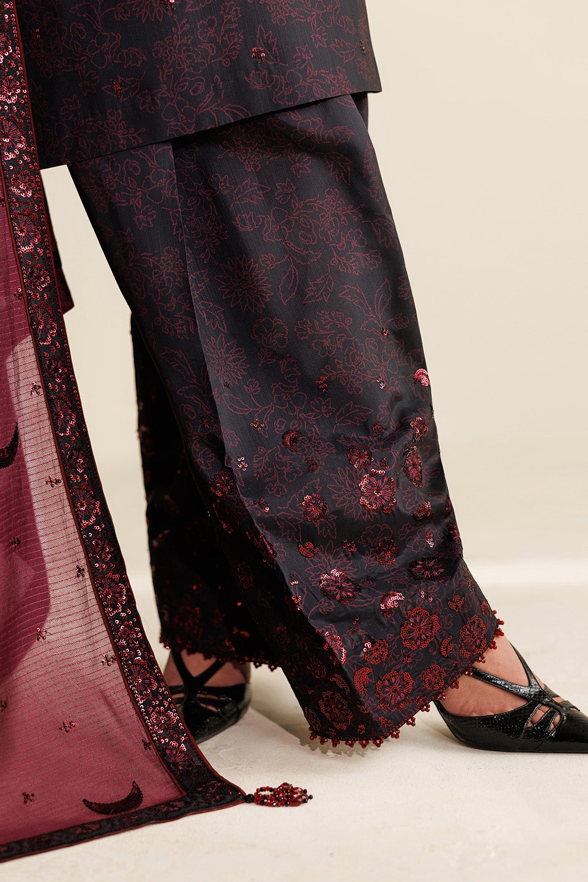 Embroidered Raw Silk UR-7068