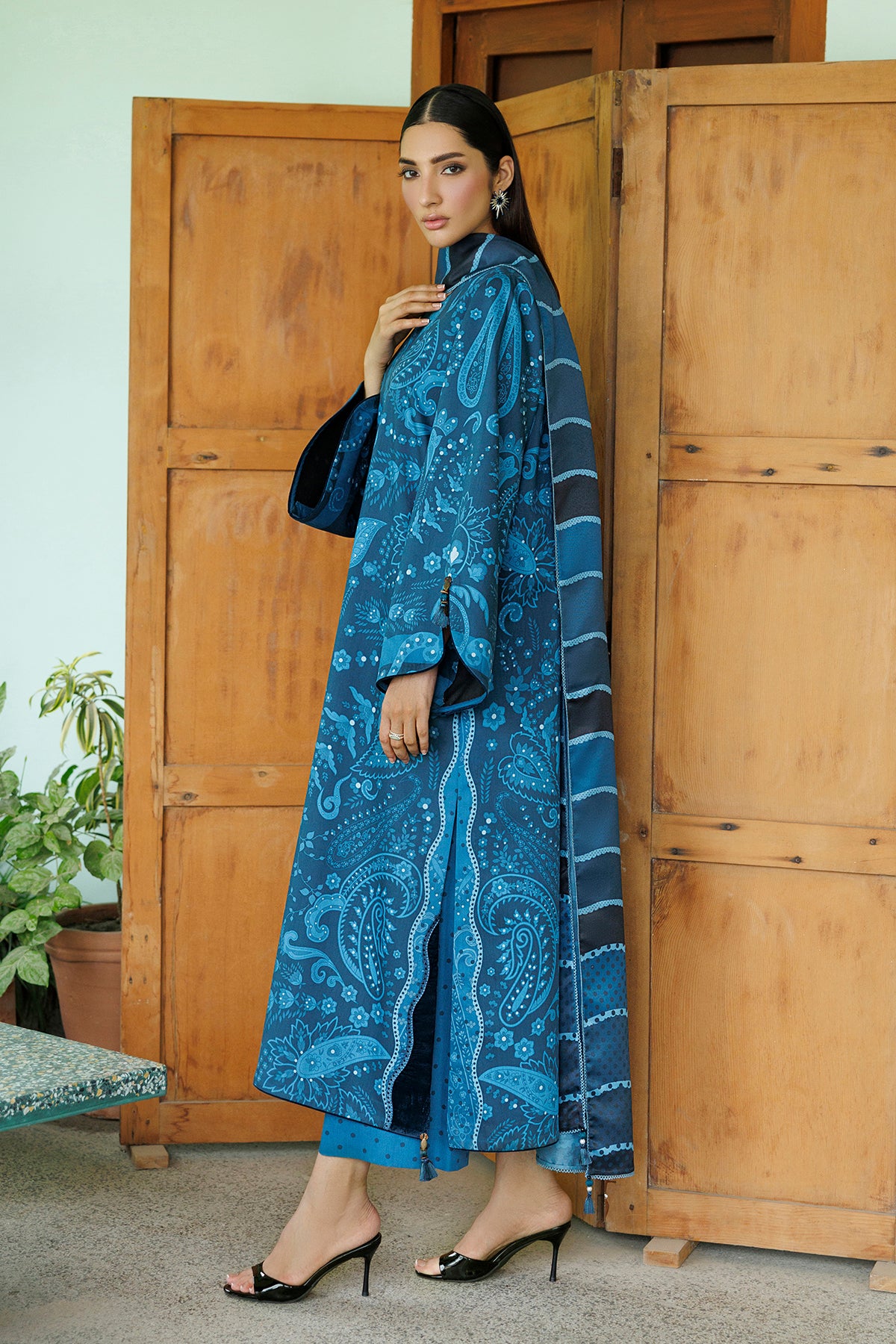 EMBROIDERED PREMIUM VISCOSE UW-0276