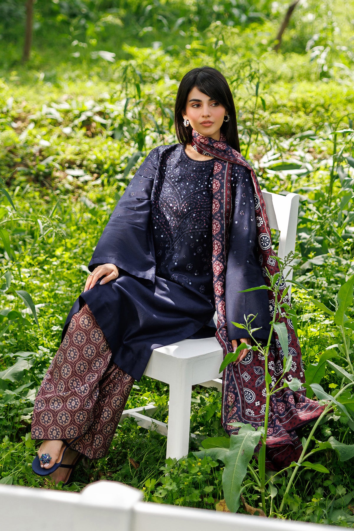 EMBROIDERED LAWN USE-9337
