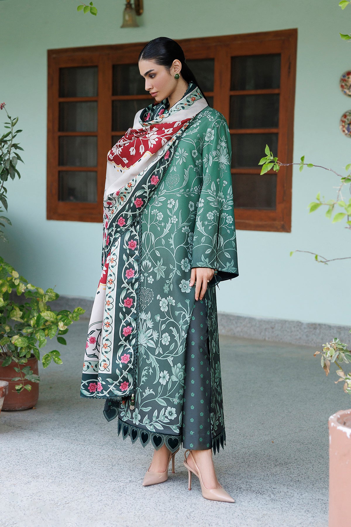 EMBROIDERED PREMIUM VISCOSE UW-0273