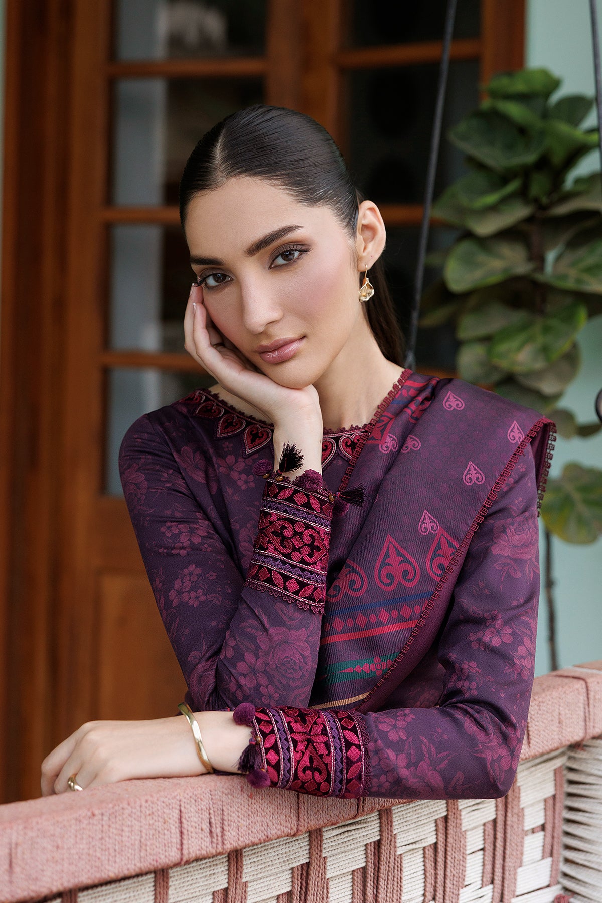 EMBROIDERED PREMIUM VISCOSE UW-0260