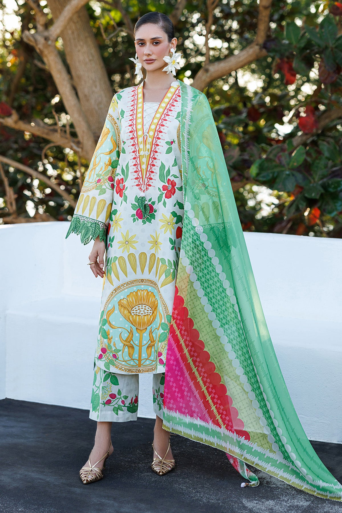 EMBROIDERED LAWN USE-9286