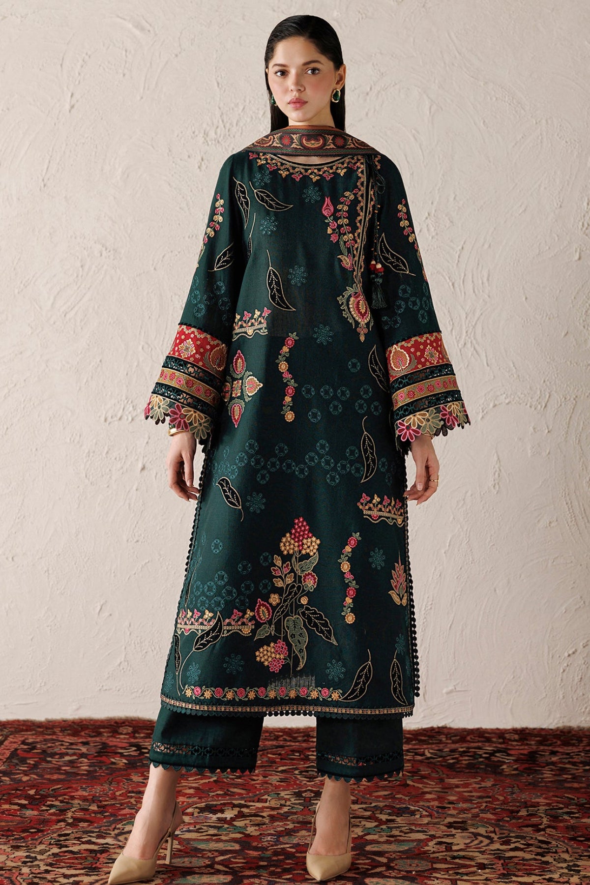 EMBROIDERED PREMIUM KHADDAR UW-0289