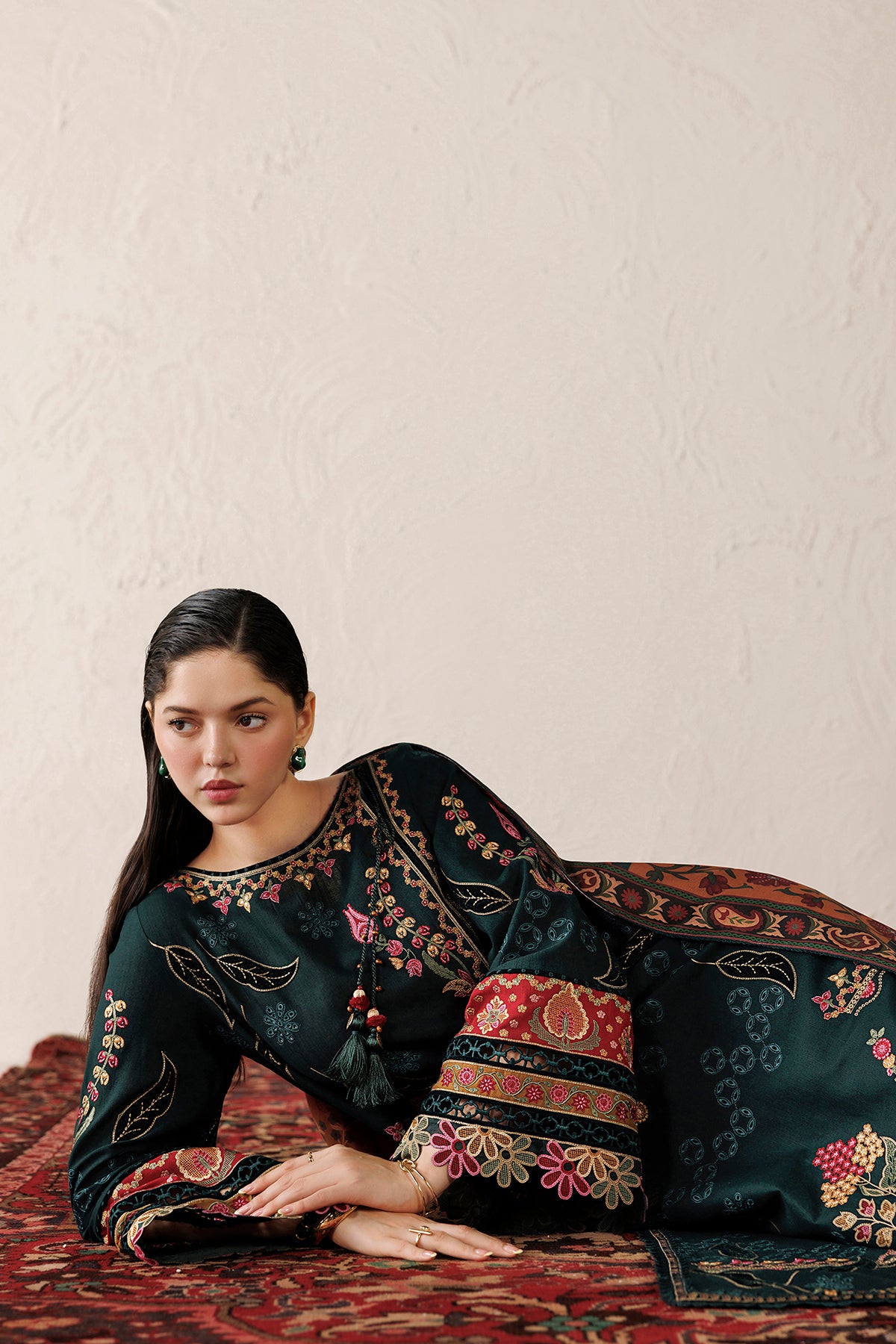 EMBROIDERED PREMIUM KHADDAR UW-0289