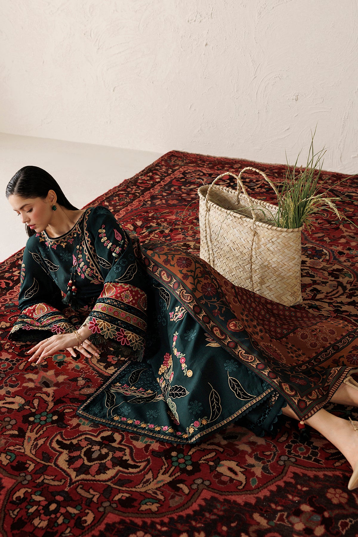 EMBROIDERED PREMIUM KHADDAR UW-0289