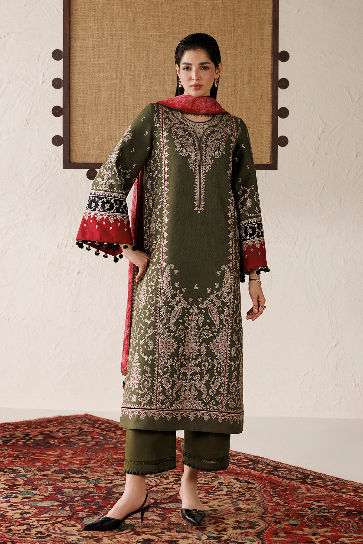 EMBROIDERED PREMIUM KHADDAR UW-0255