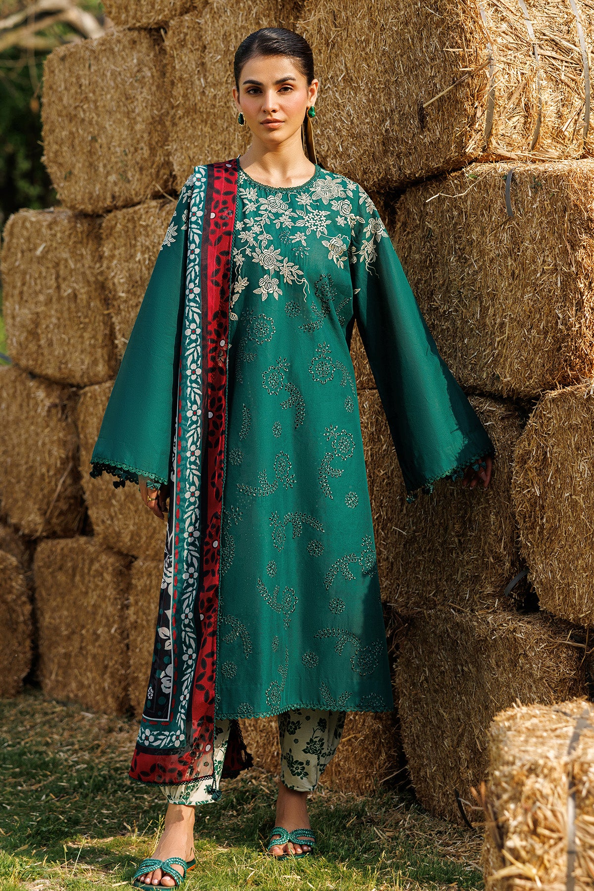 EMBROIDERED LAWN USE-9330