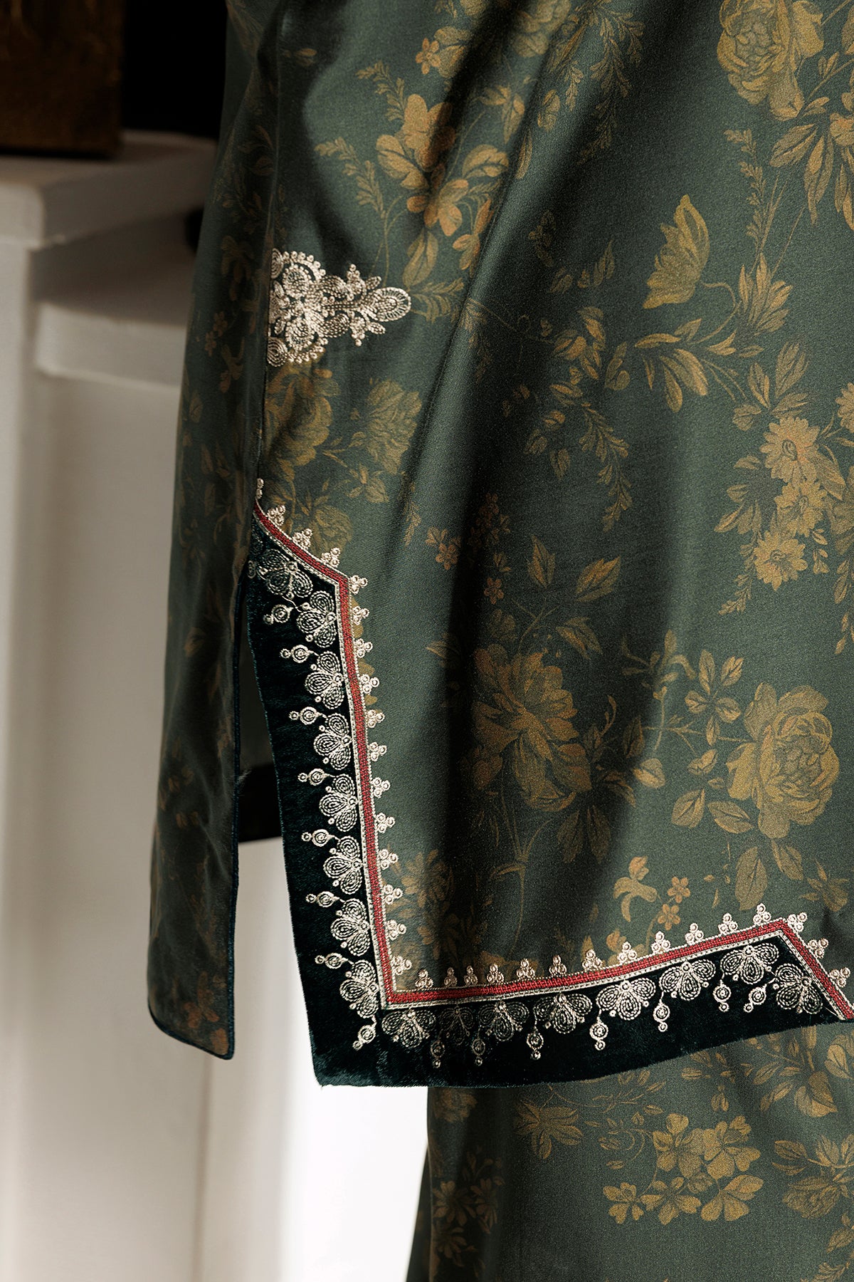 EMBROIDERED PREMIUM VISCOSE RTW-1337