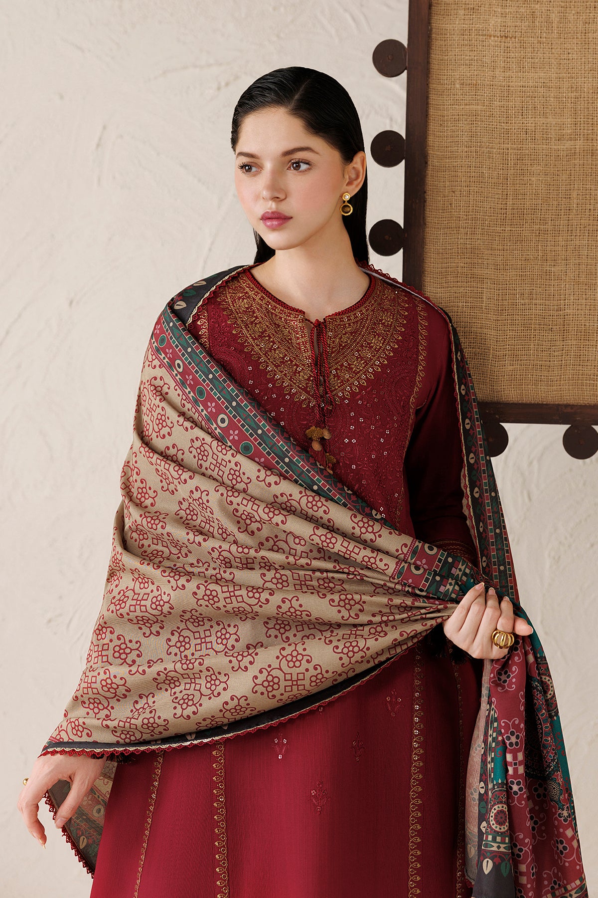 EMBROIDERED PREMIUM KHADDAR UW-0252