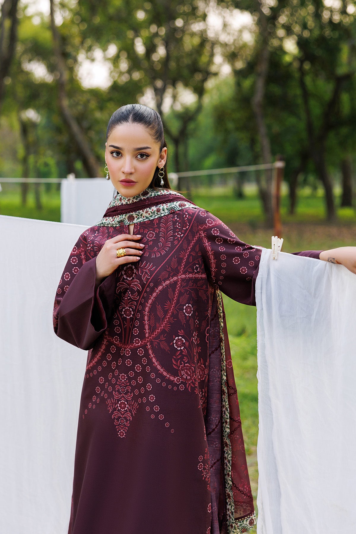 EMBROIDERED LAWN USE-9349