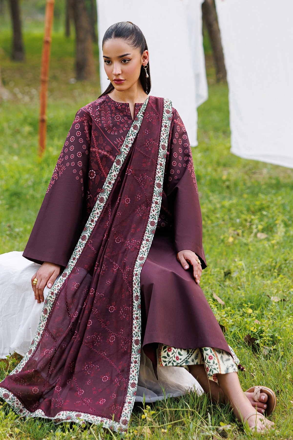 EMBROIDERED LAWN USE-9349