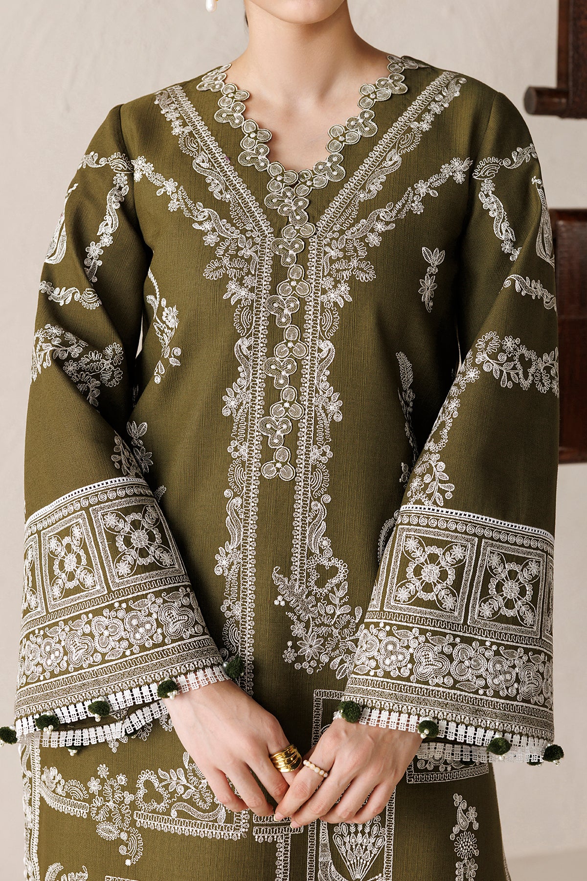 EMBROIDERED PREMIUM KHADDAR UW-0271