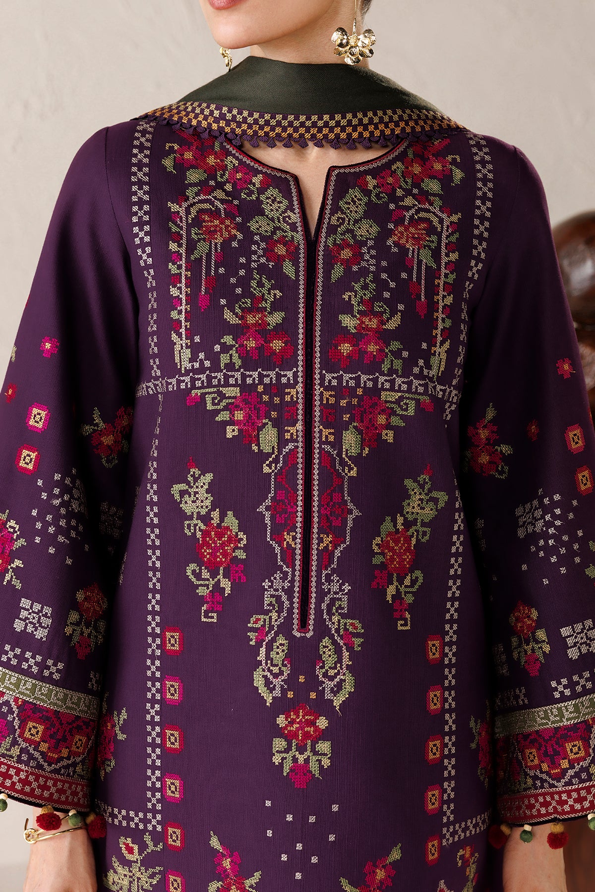 EMBROIDERED PREMIUM KHADDAR UW-0298