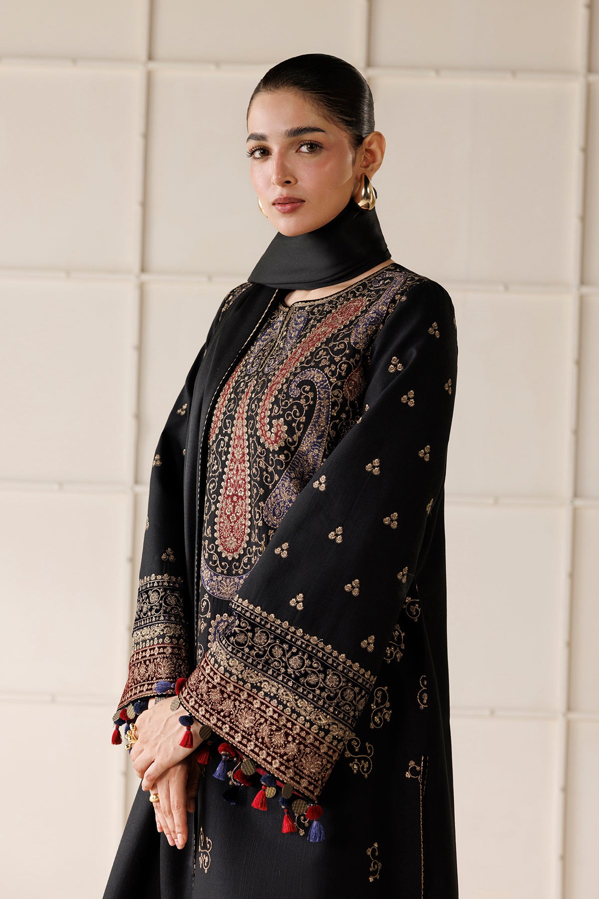 EMBROIDERED PREMIUM KHADDAR UW-0295
