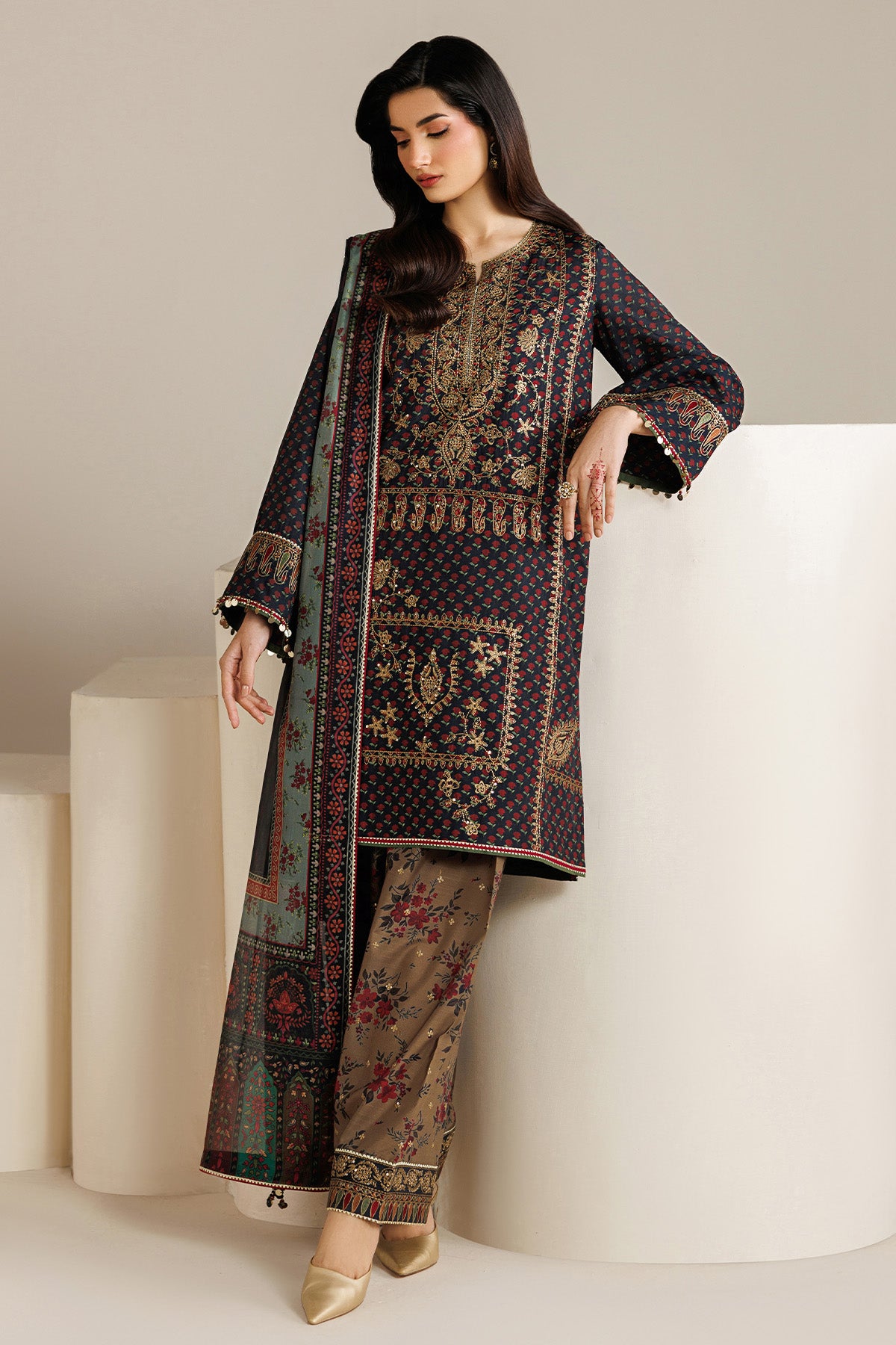 EMBROIDERED RAW SILK UR-7078