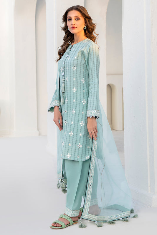Embroidered Lawn USE-9010